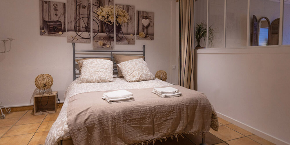 Lodge du Chateau - Hébergement Beaupréau - Chambre 1